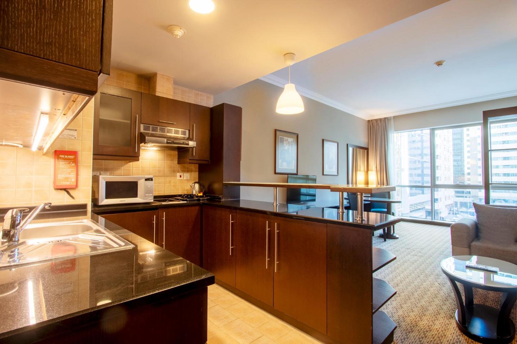 Al Manzel Hotel Apartments Abu Dabi Dış mekan fotoğraf
